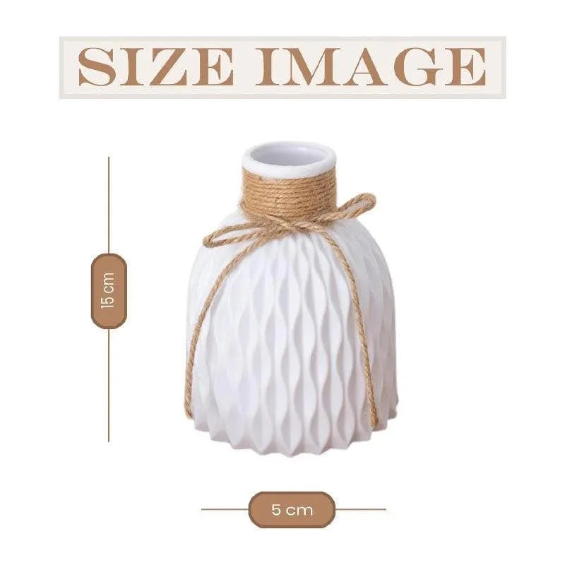 Curvy Charm Vase - White media 6