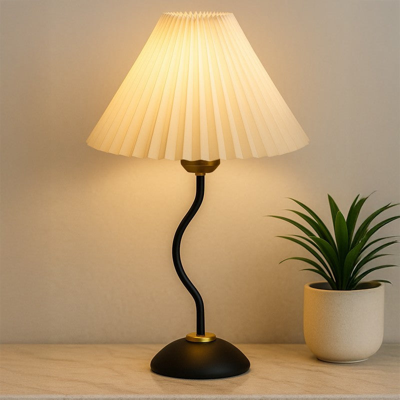 LustraCraft Handcrafted Metal Table Lamp - OffWhite,Black