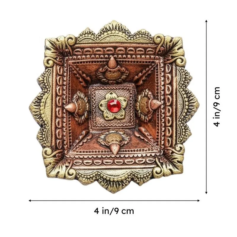 Chaarmukhi Diya - Set Of Two media 8