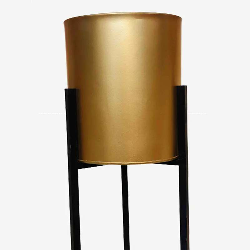 Camila Metal Planter media 5