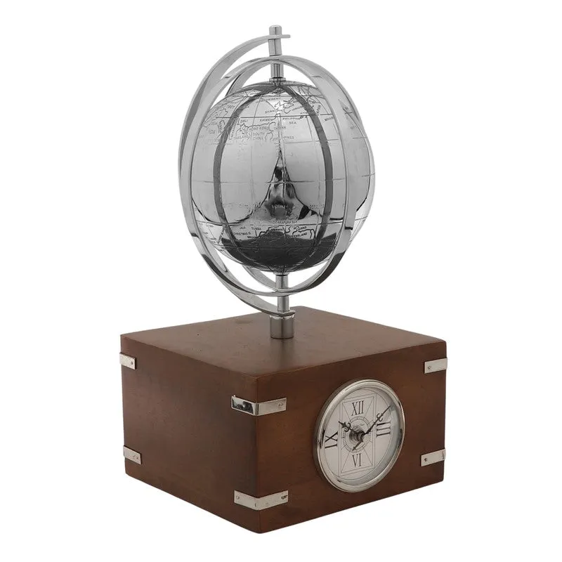 Classic Paris-Inspired Table Clock Silver media 4