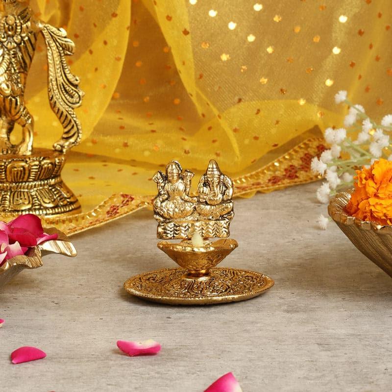Lakshmi Vinayaka Bless Diya