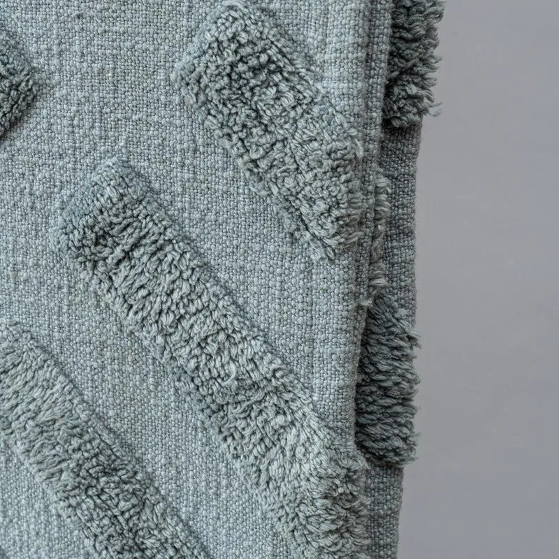 Skadi Table Tufted Tassled Throw - Rectangle media 4
