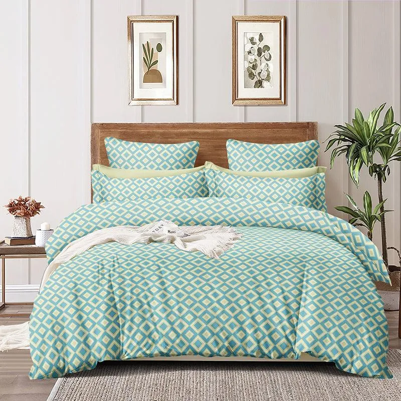 Rhombus Luxe Geometric Comforter - 150 GSM media 1