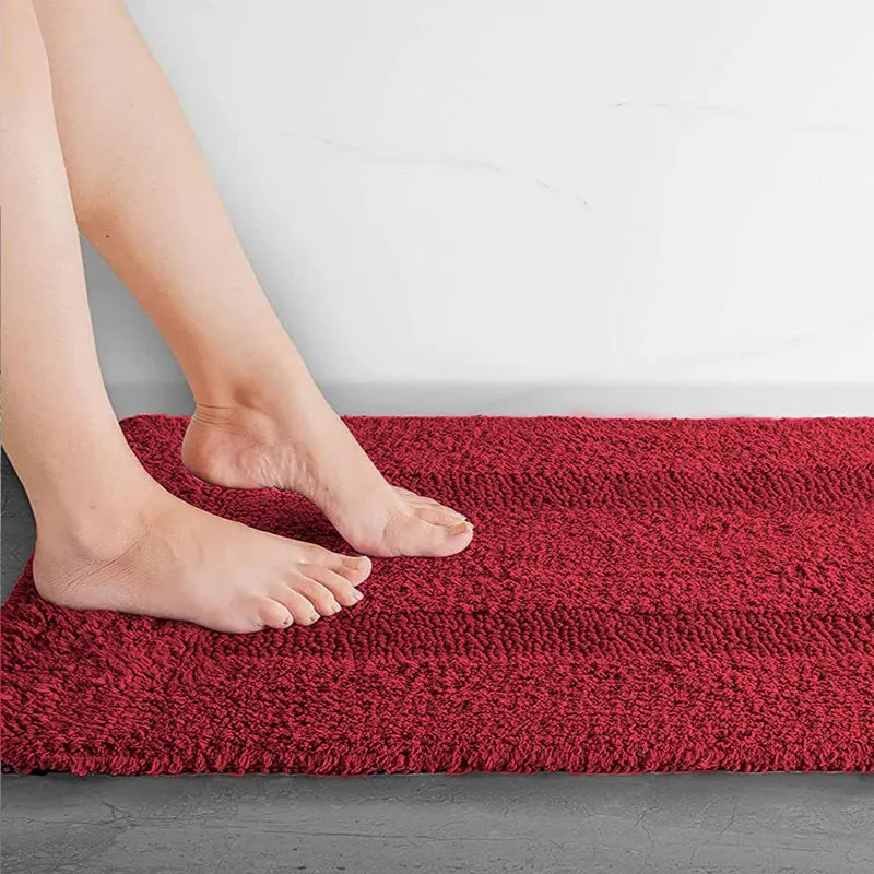 Paris Luxe Reversible Cotton Bath Mat - Maroon media 5