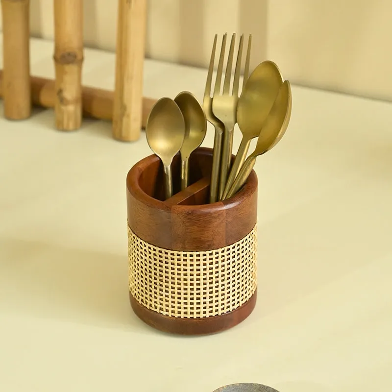 Kutora Wooden Cutlery Stand media 8