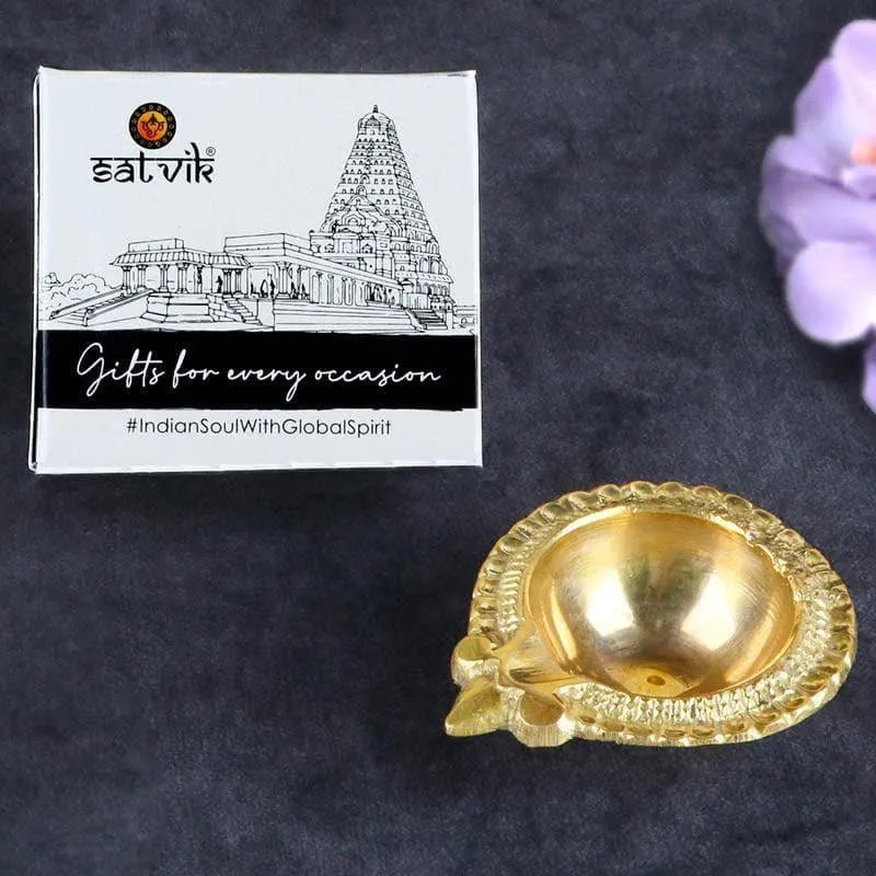 Mukul Brass Diya media 1