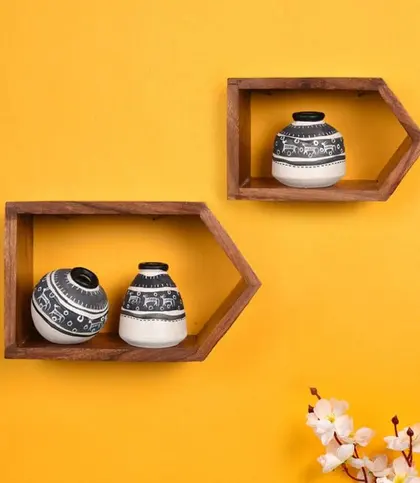 Wood · Terracotta