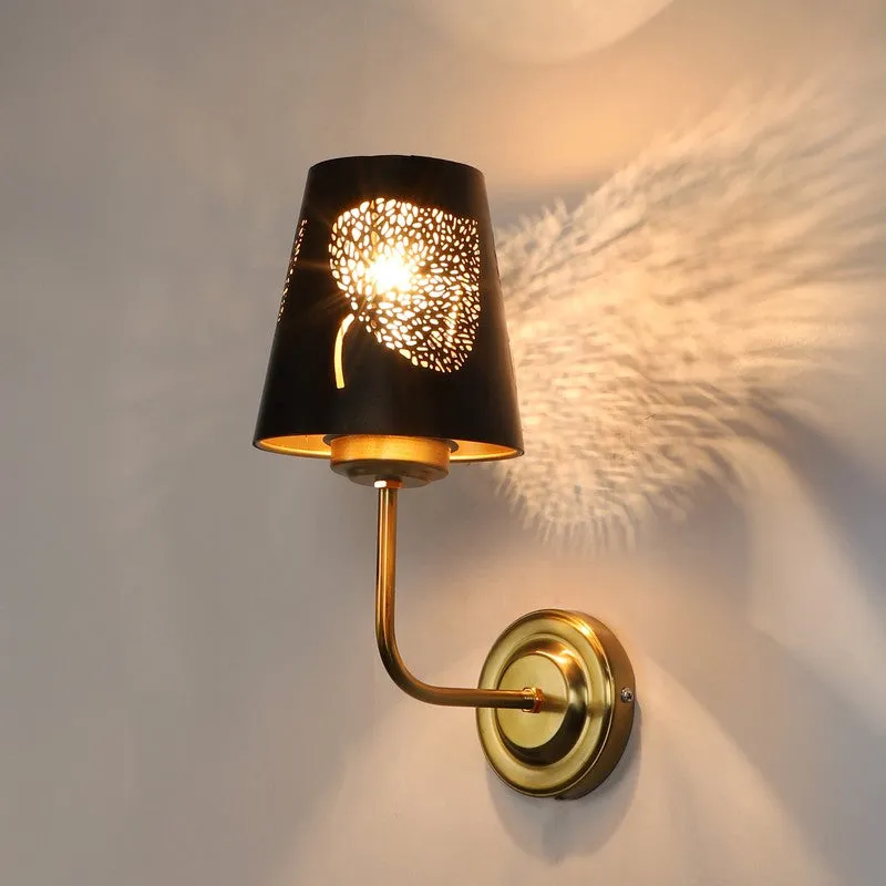 AuraCut Leaf Metal Wall Lamp media 6