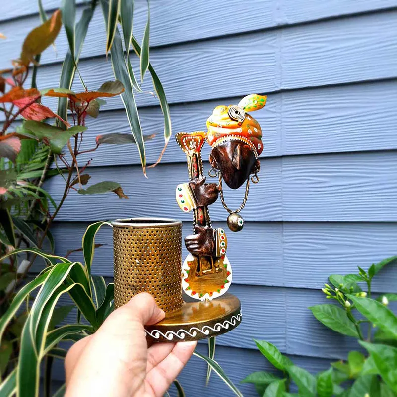 Ethnic Musician Pen Stand media 4