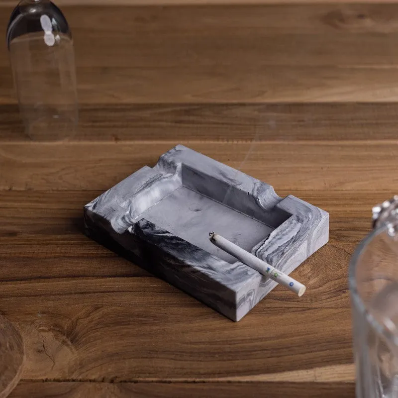 Wisto Ash Tray - Grey,White media 1