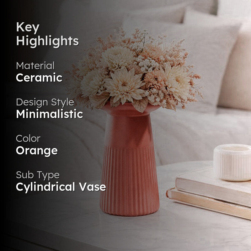 Funky Form Vase - Rust media 2