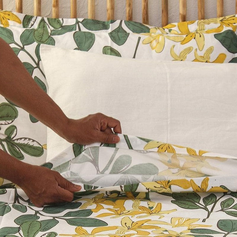 Moringa Duvet Cover - Green media 3