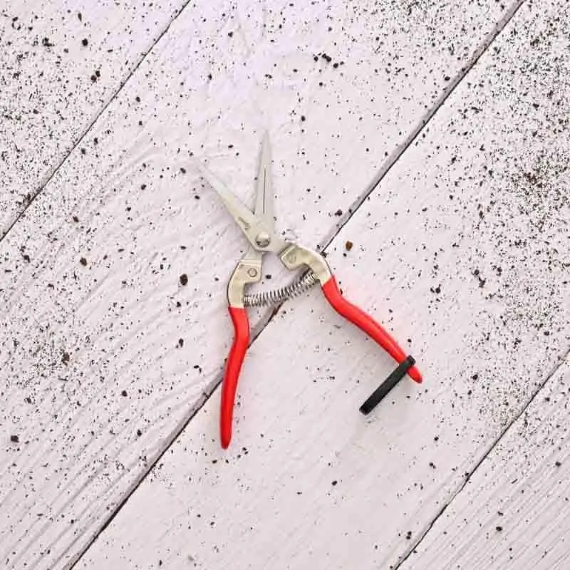 UGAOO Gardening Clipper media 1