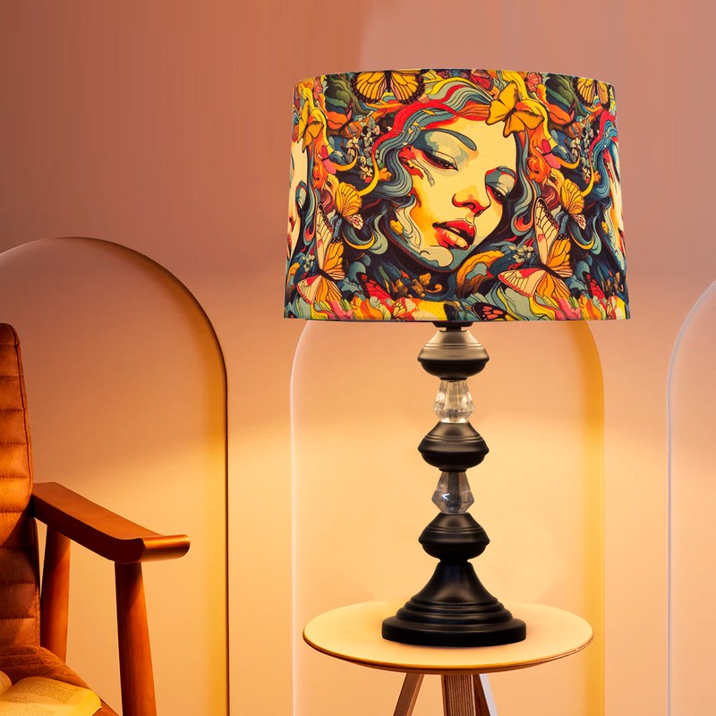 FemmeWhisper Metal Table Lamp