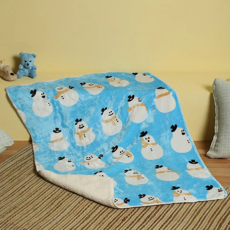 Monte Carlo Snowy Dreams Blanket - 550 GSM media 3