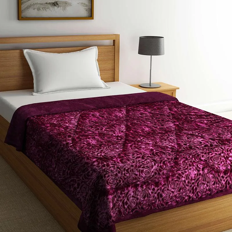 Ranjani Polyester Single Comforter - 950 GSM media 1