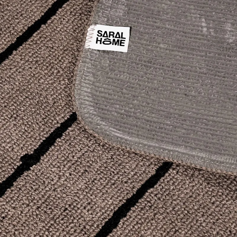 Close-up of the mat underside showing a textured backing