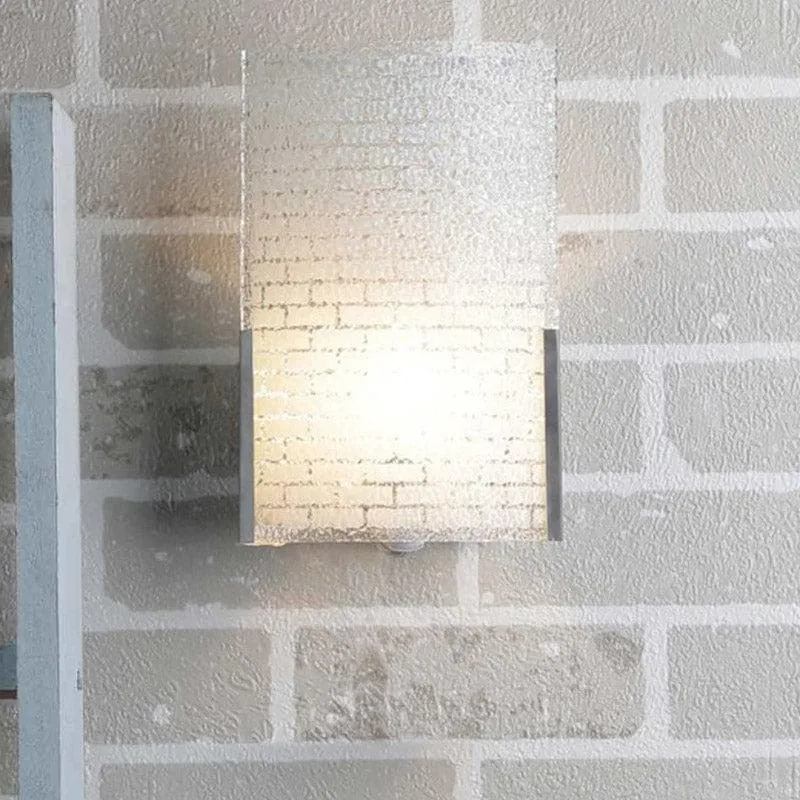 Miran Glass & Metal Wall Lamp media 4