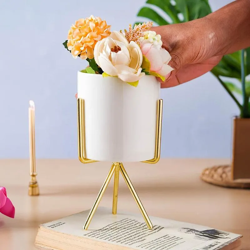 Neroda Planter With Stand media 2