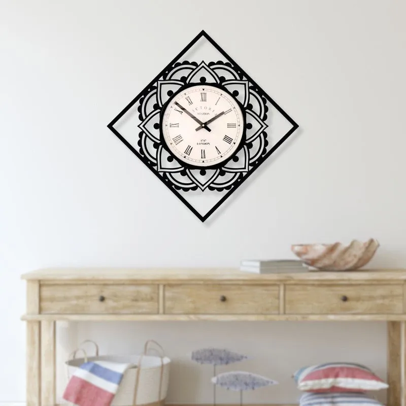 Petalara Steel Analog Wall Clock - Black media 3