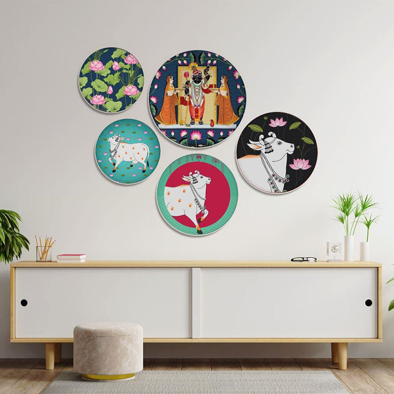 Vrindavana Charm Wall Plate - Set Of Five media 6