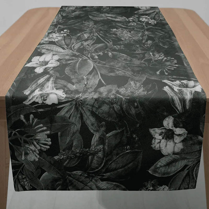 Tabitha Cotton Table Runner media 4