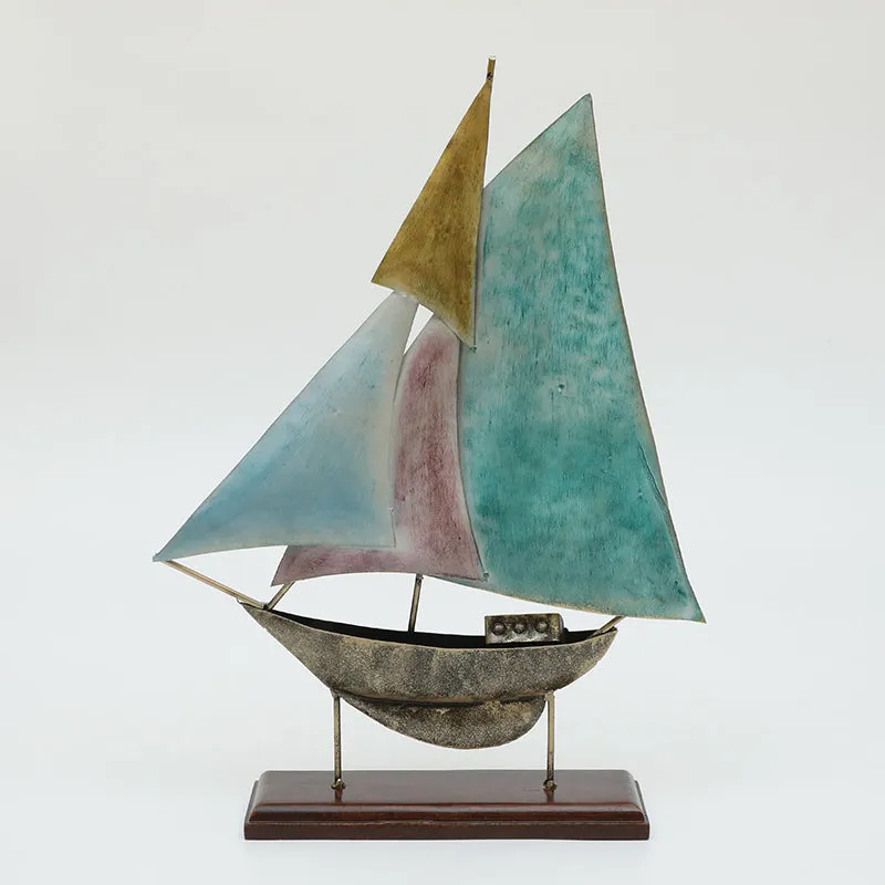 Watercolor Yacht Showpiece media 3