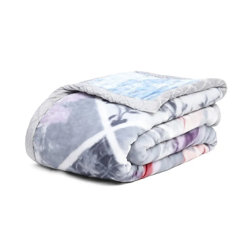 Monte Carlo Floral Dreamscape Blanket - 850 GSM media 6