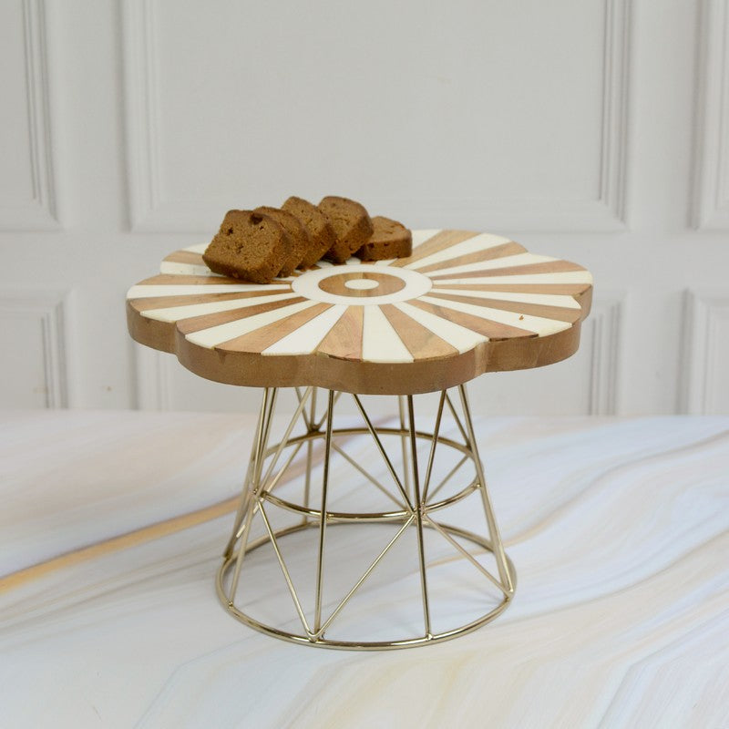 Naked Bloom Decorative Cake Stand - Gold