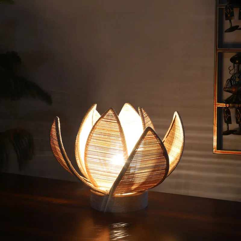 Lumorae Bamboo Rose Table Lamp - Beige media 1
