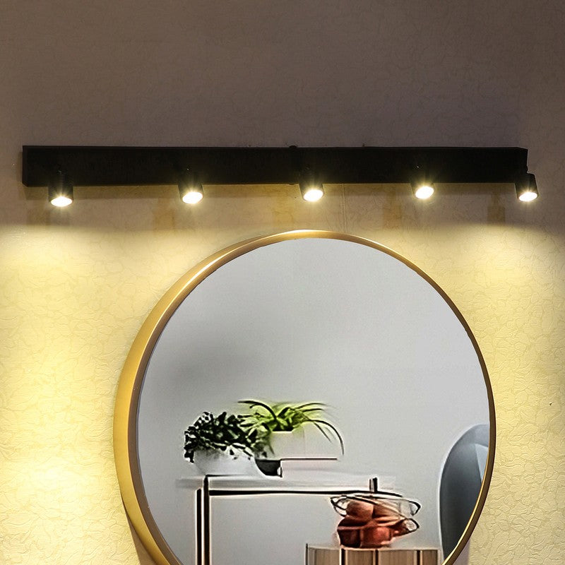Helara Iron Wall Lamp