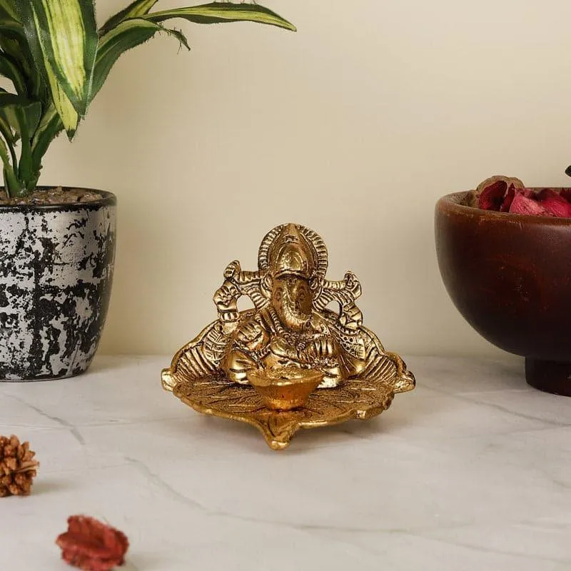Vikgneshwara Aluminium Diya media 4