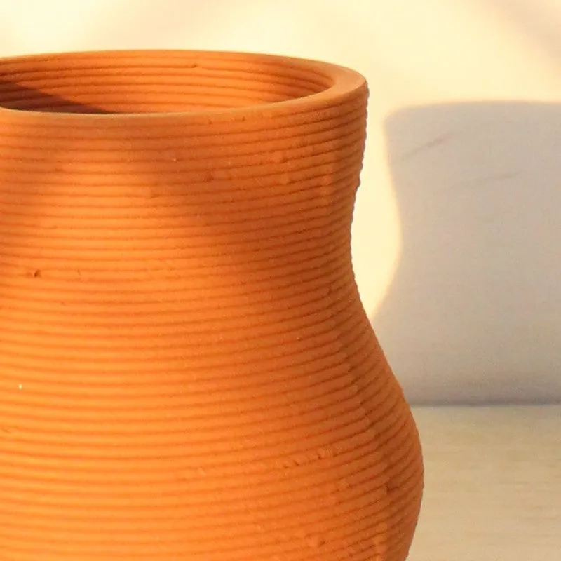Rustic Swirl Design Terracotta Vase media 5
