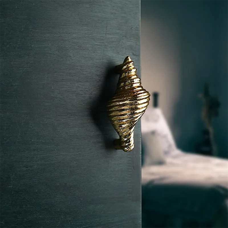 Sea Shell Handmade Door Knob - Gold media 1