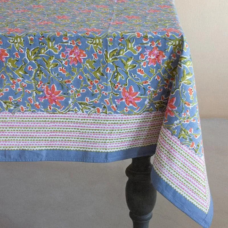 Love In Full Bloom Table Cloth - 6 Seater media 3