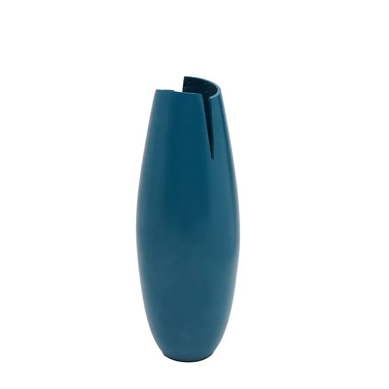 Ihina Metal vase media 5