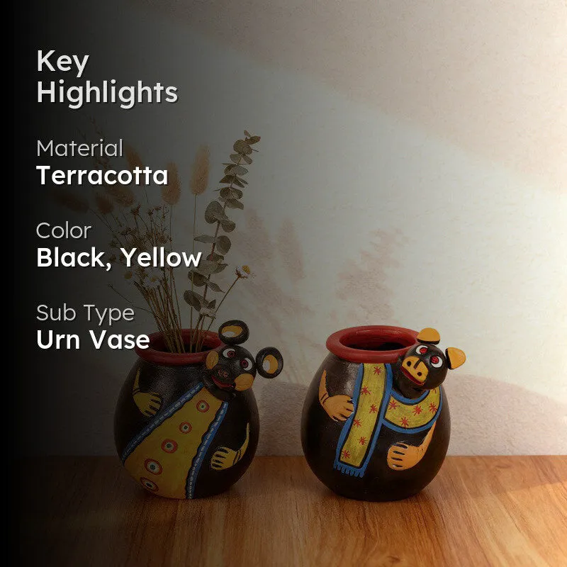 Urshia Terracotta Vase - Set of Two media 2