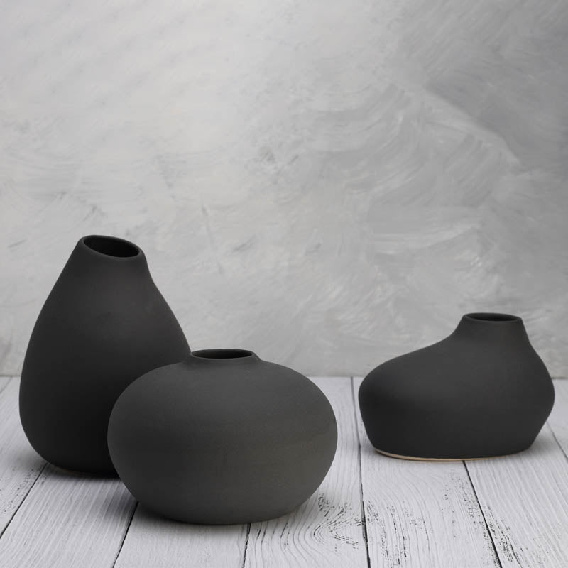Raven Vases (Black) - Set Of Three media 3