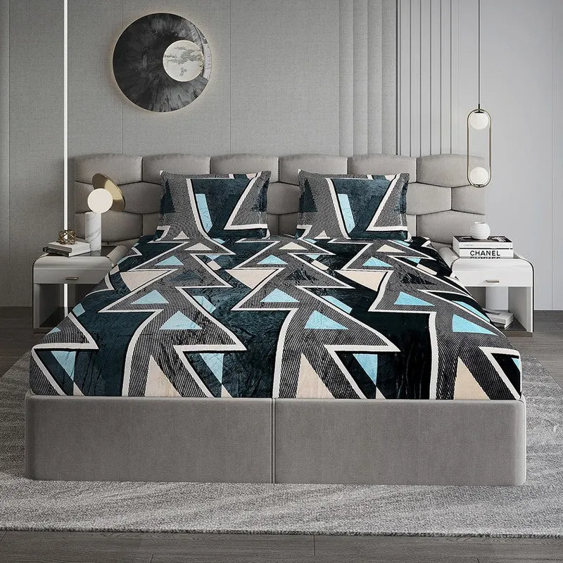 Monte Carlo Urban Triangle I Bedsheet (Green,Black) - 280 GSM media 1