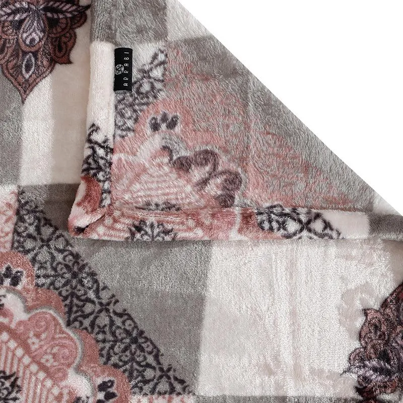 Paheli Geometric Fleece Bedsheet - 280 GSM media 7