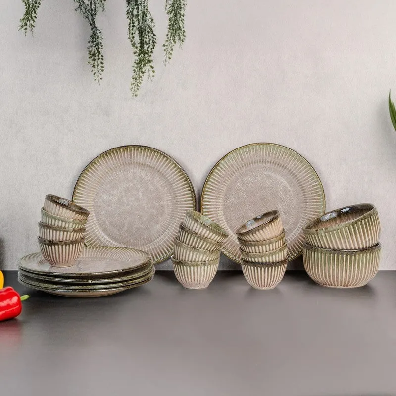 Mintora Pink Ceramic Dinner Set - 20 Piece Set media 1