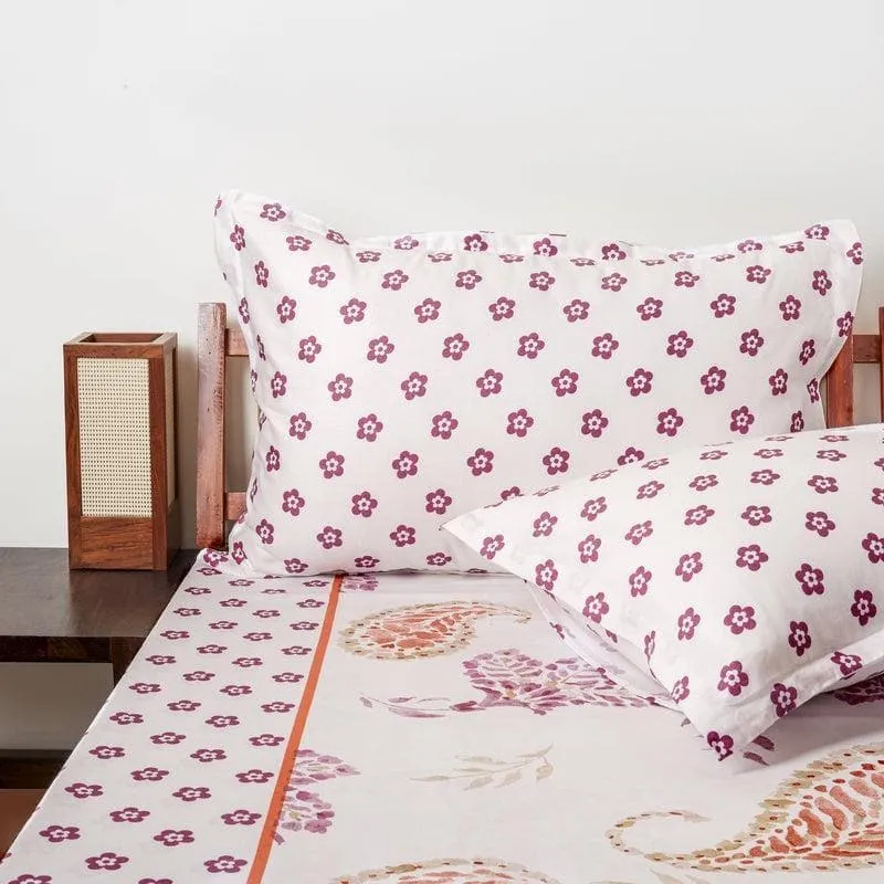 Paisley LaLa Land Bedsheet - Purple & Red media 4