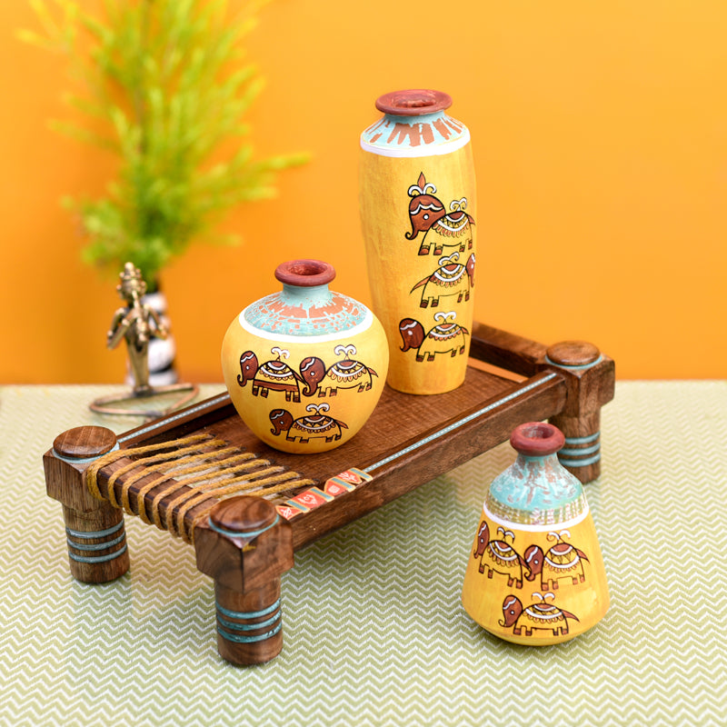 Wood · Terracotta