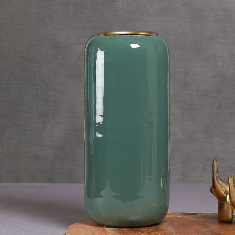Cylindra Iron Vase