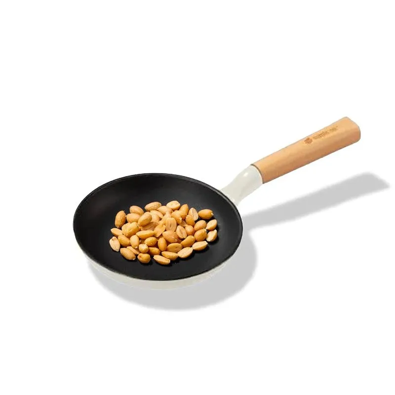 Cumin Co Enamel Cast Iron Frying Pan (White) - 750 mL media 3