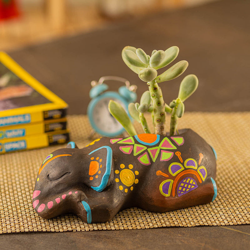 Slumber Haathi Terracotta Planter media 2