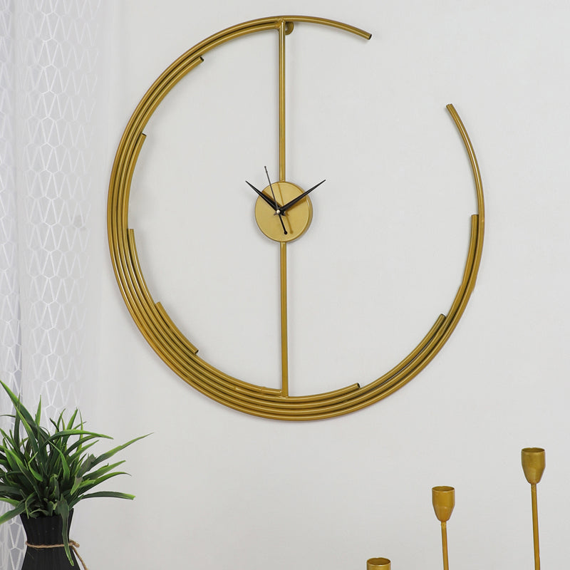 Gilded Dial Analog Wall Clock