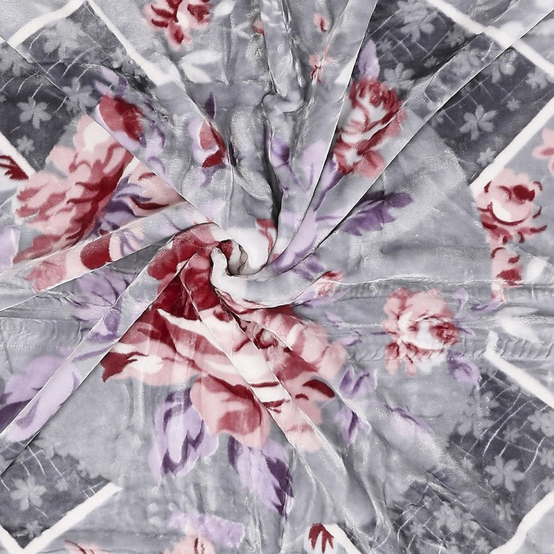 Monte Carlo Blossom Dreamscape Blanket (Grey,Pink) - 871 GSM media 6