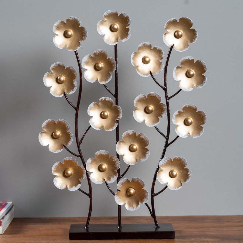 Petals In A Row Table Décor media 5
